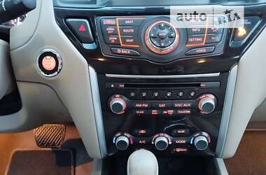 Позашляховик / Кросовер Nissan Pathfinder 2013 в Кривому Розі