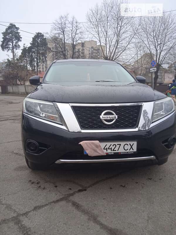 Внедорожник / Кроссовер Nissan Pathfinder 2013 в Киеве