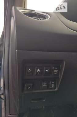 Внедорожник / Кроссовер Nissan Pathfinder 2014 в Горишних Плавнях