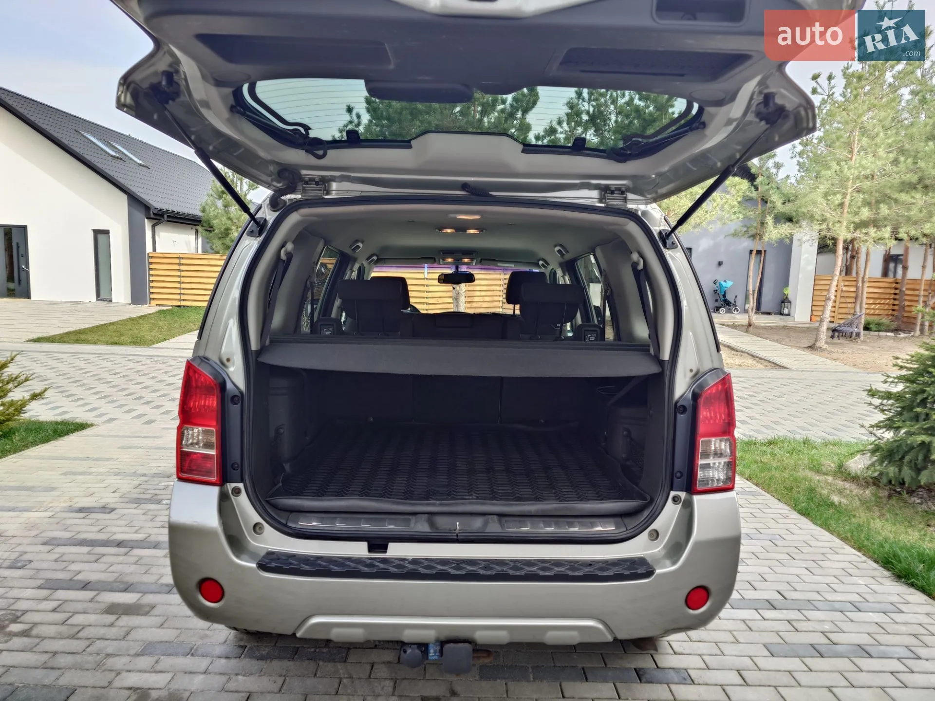 2010 Nissan Pathfinder - мініатюра 5