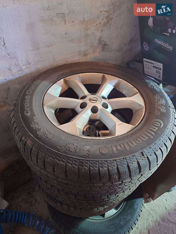 Внедорожник / Кроссовер Nissan Pathfinder 2010 в Киеве