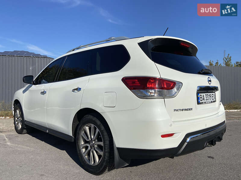 Внедорожник / Кроссовер Nissan Pathfinder 2015 в Виннице
