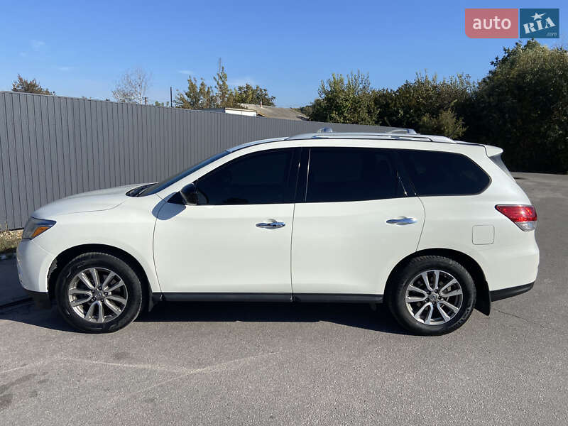 Внедорожник / Кроссовер Nissan Pathfinder 2015 в Виннице