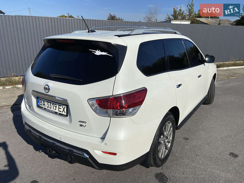 Внедорожник / Кроссовер Nissan Pathfinder 2015 в Виннице