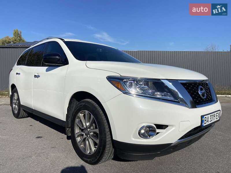 Внедорожник / Кроссовер Nissan Pathfinder 2015 в Виннице