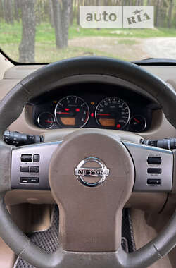 Внедорожник / Кроссовер Nissan Pathfinder 2006 в Черкассах