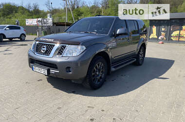 Внедорожник / Кроссовер Nissan Pathfinder 2011 в Иршаве