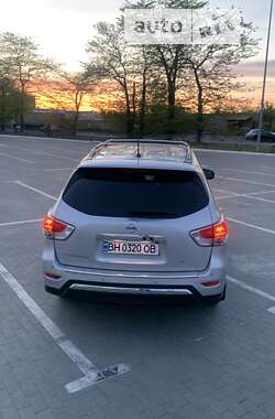 Внедорожник / Кроссовер Nissan Pathfinder 2015 в Одессе