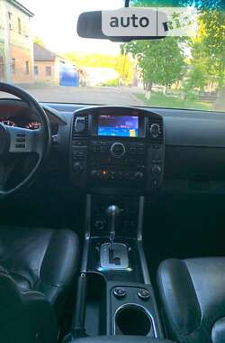 Внедорожник / Кроссовер Nissan Pathfinder 2011 в Подольске