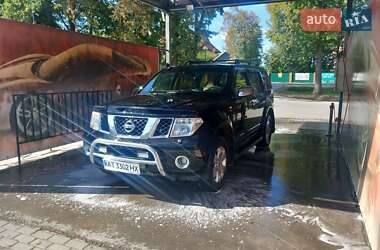 Внедорожник / Кроссовер Nissan Pathfinder 2006 в 