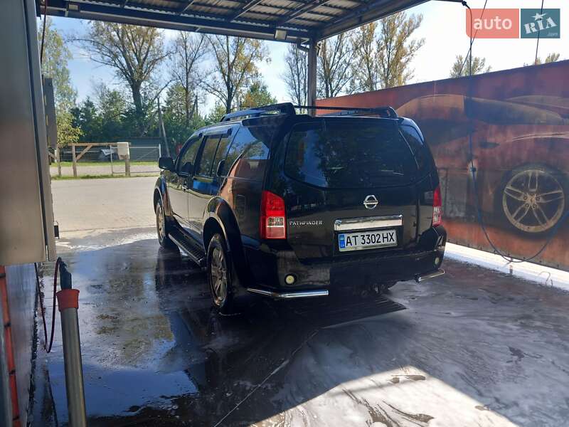 Внедорожник / Кроссовер Nissan Pathfinder 2006 в Богородчанах фото 5 Внедорожник / Кроссовер Nissan Pathfinder 2006 в Богородчанах