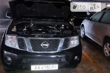 Внедорожник / Кроссовер Nissan Pathfinder 2013 в Киеве