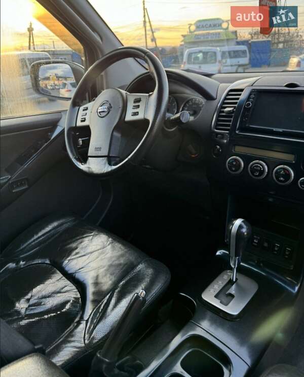 Позашляховик / Кросовер Nissan Pathfinder 2005 в Смілі