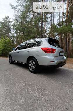 Внедорожник / Кроссовер Nissan Pathfinder 2020 в Броварах