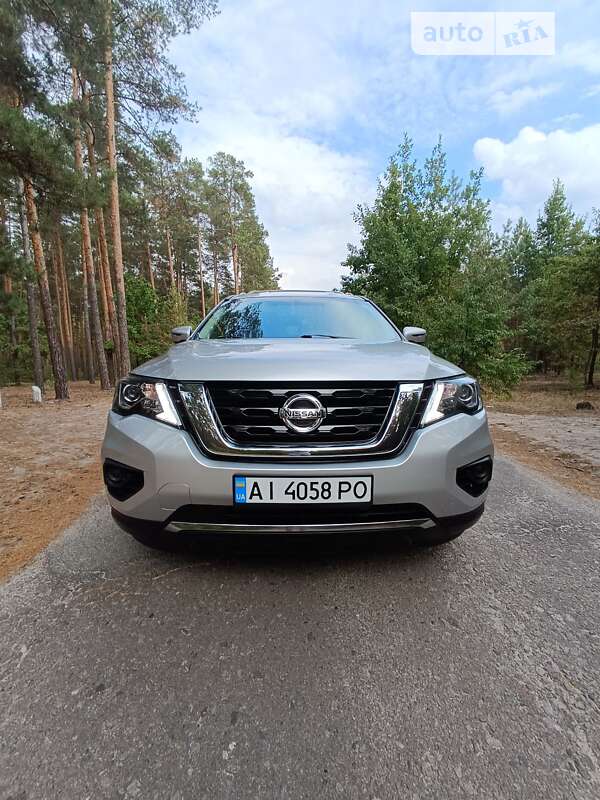 Внедорожник / Кроссовер Nissan Pathfinder 2020 в Броварах