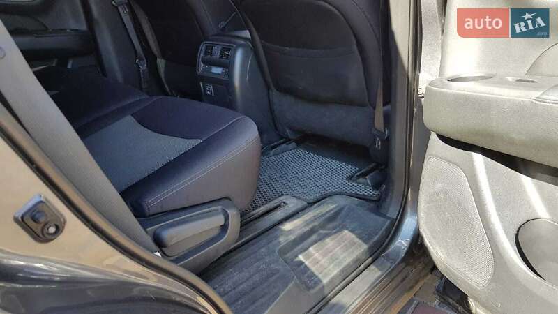 Внедорожник / Кроссовер Nissan Pathfinder 2018 в Харькове фото 11 Внедорожник / Кроссовер Nissan Pathfinder 2018 в Харькове