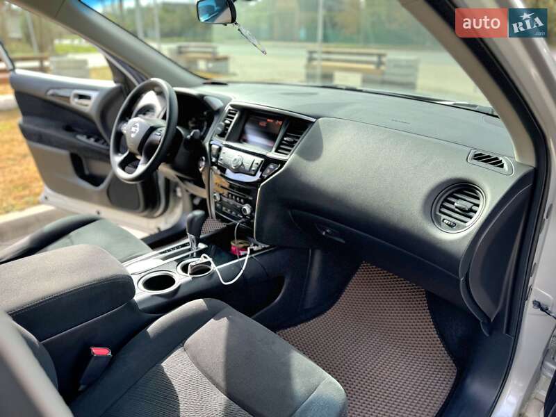 Позашляховик / Кросовер Nissan Pathfinder 2016 в Вінниці фото 7 Позашляховик / Кросовер Nissan Pathfinder 2016 в Вінниці
