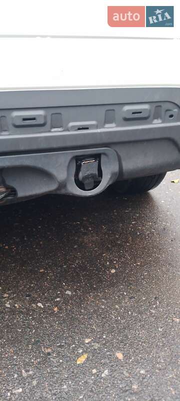 Внедорожник / Кроссовер Nissan Pathfinder 2016 в Одессе фото 17 Внедорожник / Кроссовер Nissan Pathfinder 2016 в Одессе