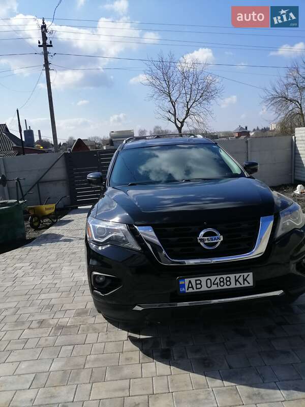 Внедорожник / Кроссовер Nissan Pathfinder 2020 в Калиновке