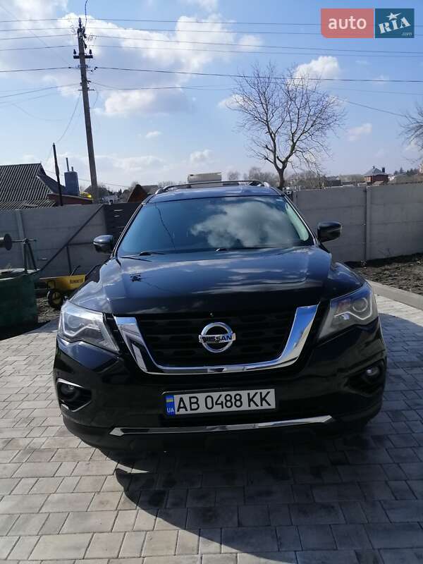 Внедорожник / Кроссовер Nissan Pathfinder 2020 в Калиновке