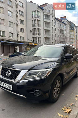 Внедорожник / Кроссовер Nissan Pathfinder 2015 в Киеве