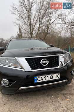Позашляховик / Кросовер Nissan Pathfinder 2014 в Черкасах