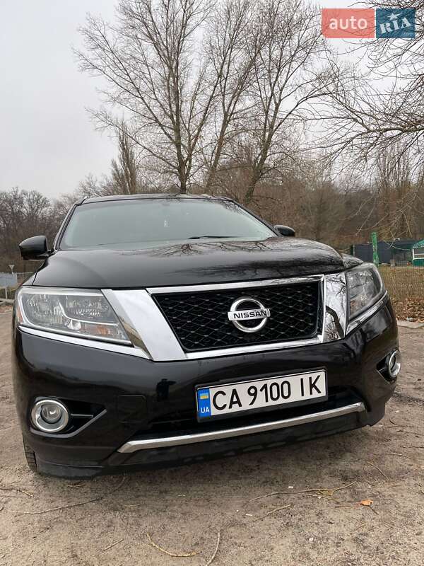 Внедорожник / Кроссовер Nissan Pathfinder 2014 в Черкассах