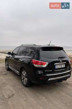 Позашляховик / Кросовер Nissan Pathfinder 2014 в Черкасах