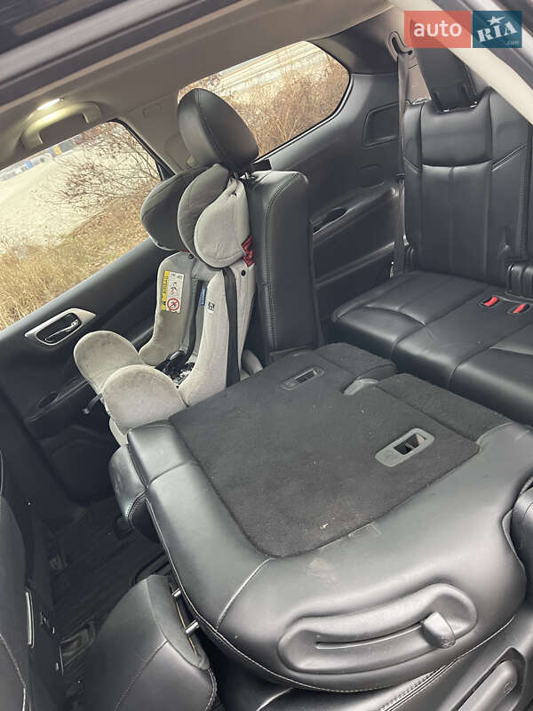 Внедорожник / Кроссовер Nissan Pathfinder 2014 в Черкассах