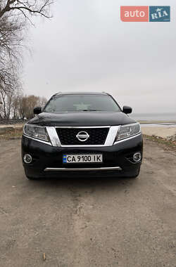 Позашляховик / Кросовер Nissan Pathfinder 2014 в Черкасах
