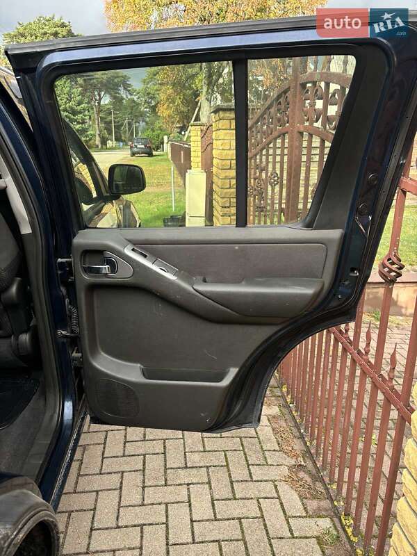 Внедорожник / Кроссовер Nissan Pathfinder 2003 в Белой Церкви