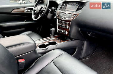 Внедорожник / Кроссовер Nissan Pathfinder 2019 в 