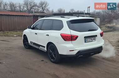 Внедорожник / Кроссовер Nissan Pathfinder 2018 в 