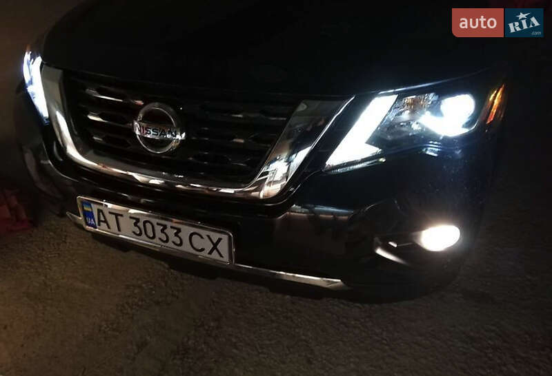 Внедорожник / Кроссовер Nissan Pathfinder 2019 в Львове
