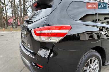 Внедорожник / Кроссовер Nissan Pathfinder 2013 в Киеве