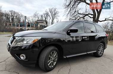 Внедорожник / Кроссовер Nissan Pathfinder 2013 в Киеве