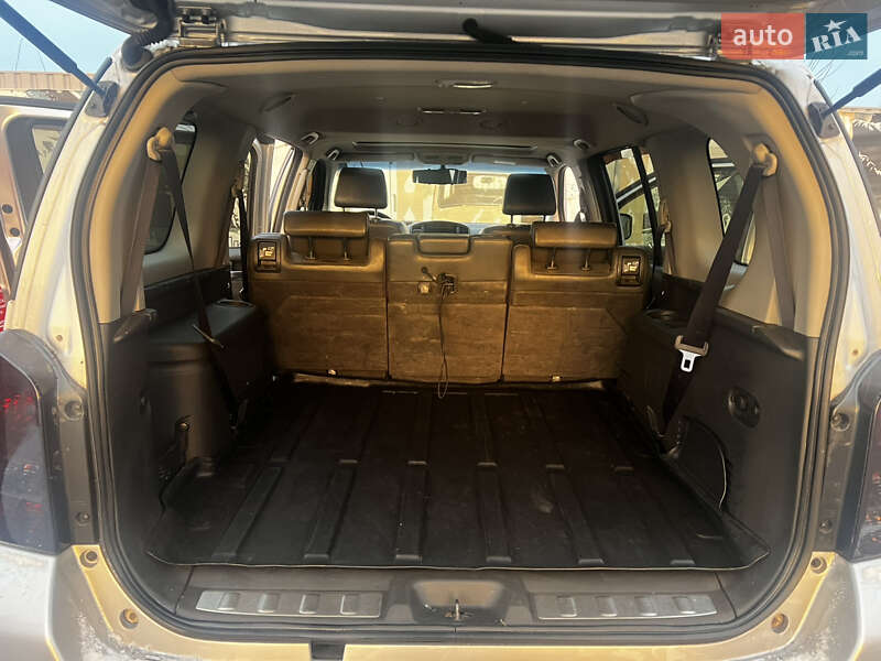 Внедорожник / Кроссовер Nissan Pathfinder 2012 в Киеве