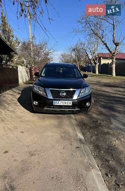 Позашляховик / Кросовер Nissan Pathfinder 2014 в Олександрії