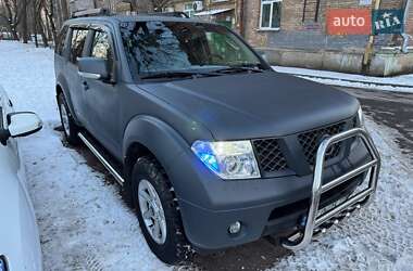 Позашляховик / Кросовер Nissan Pathfinder 2007 в Києві