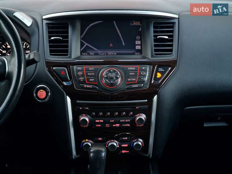 Позашляховик / Кросовер Nissan Pathfinder 2013 в Одесі