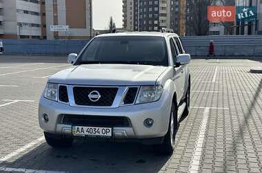 Внедорожник / Кроссовер Nissan Pathfinder 2014 в Киеве