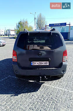 Позашляховик / Кросовер Nissan Pathfinder 2005 в 