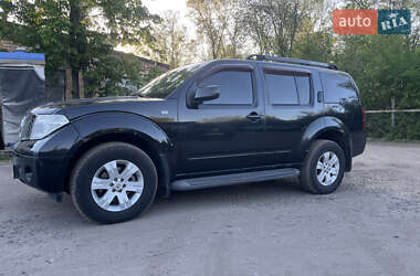 Внедорожник / Кроссовер Nissan Pathfinder 2006 в 