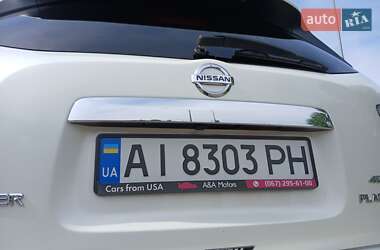 Внедорожник / Кроссовер Nissan Pathfinder 2012 в 