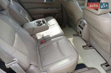 Внедорожник / Кроссовер Nissan Pathfinder 2012 в 