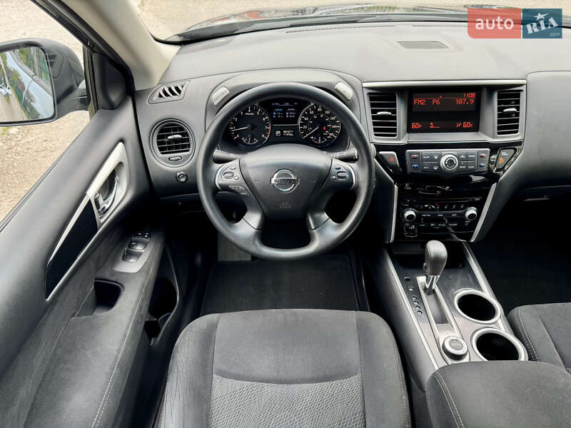 Позашляховик / Кросовер Nissan Pathfinder 2014 в Києві