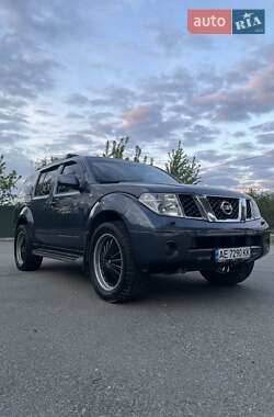 Позашляховик / Кросовер Nissan Pathfinder 2007 в 