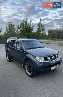 Позашляховик / Кросовер Nissan Pathfinder 2007 в 