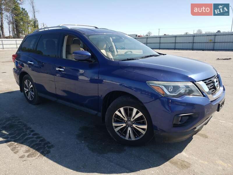 Nissan Pathfinder 2017