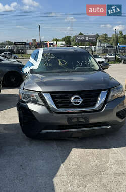 Внедорожник / Кроссовер Nissan Pathfinder 2018 в Киеве